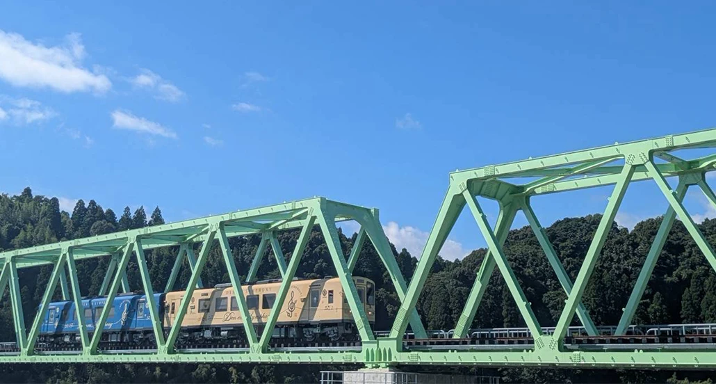 新しく整備されたくま川鉄道の橋